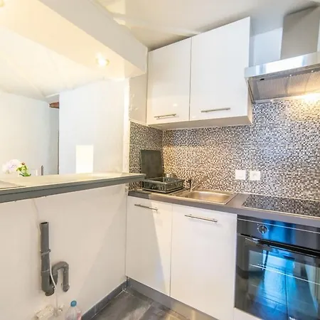 Le Saint Jean - Rue Carnot Pour 2 - 4 Pers Appartement *